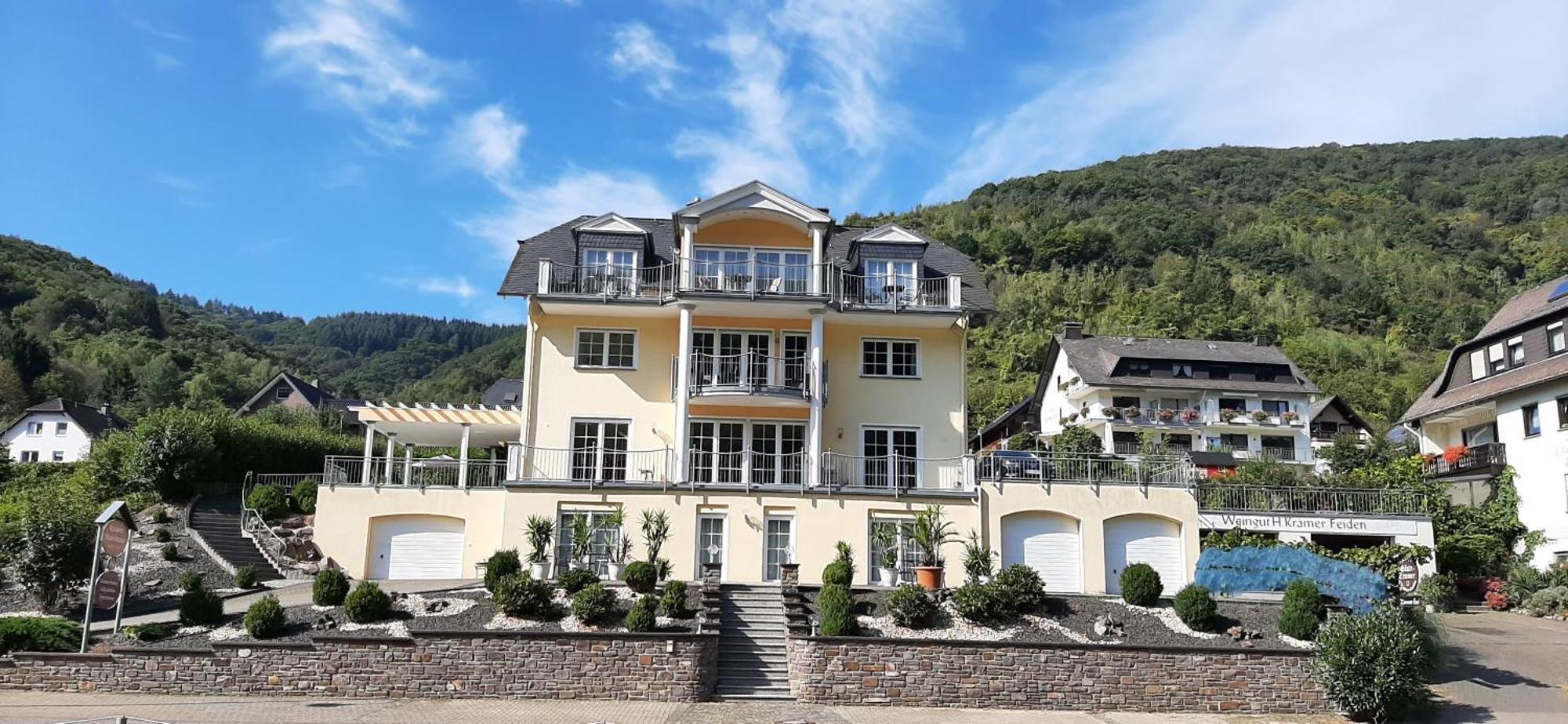 Residenz Moselstausee Sankt Aldegund Exterior photo